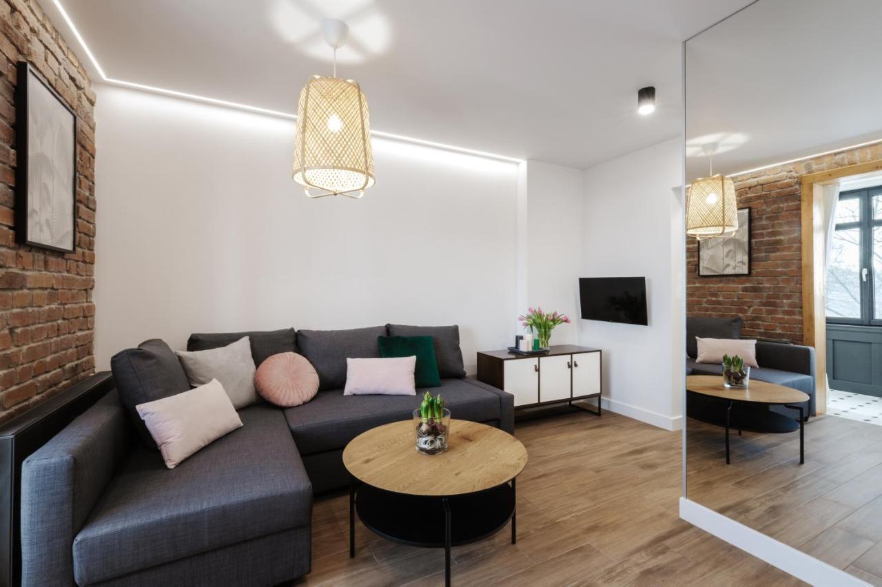 Apartamenty Astoria كارباش المظهر الخارجي الصورة