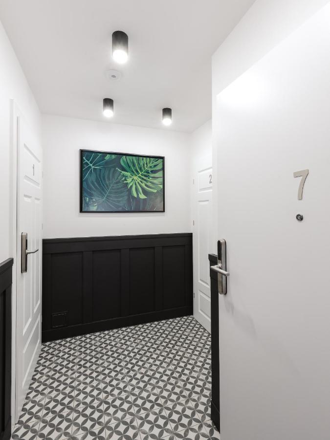 Apartamenty Astoria كارباش المظهر الخارجي الصورة